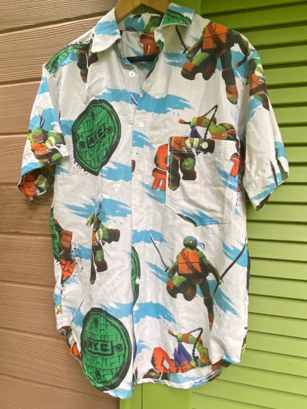 MENS Vintage Upcycled Teenage Mutant Ninja Turtles Shirt - Size 42 Chest
